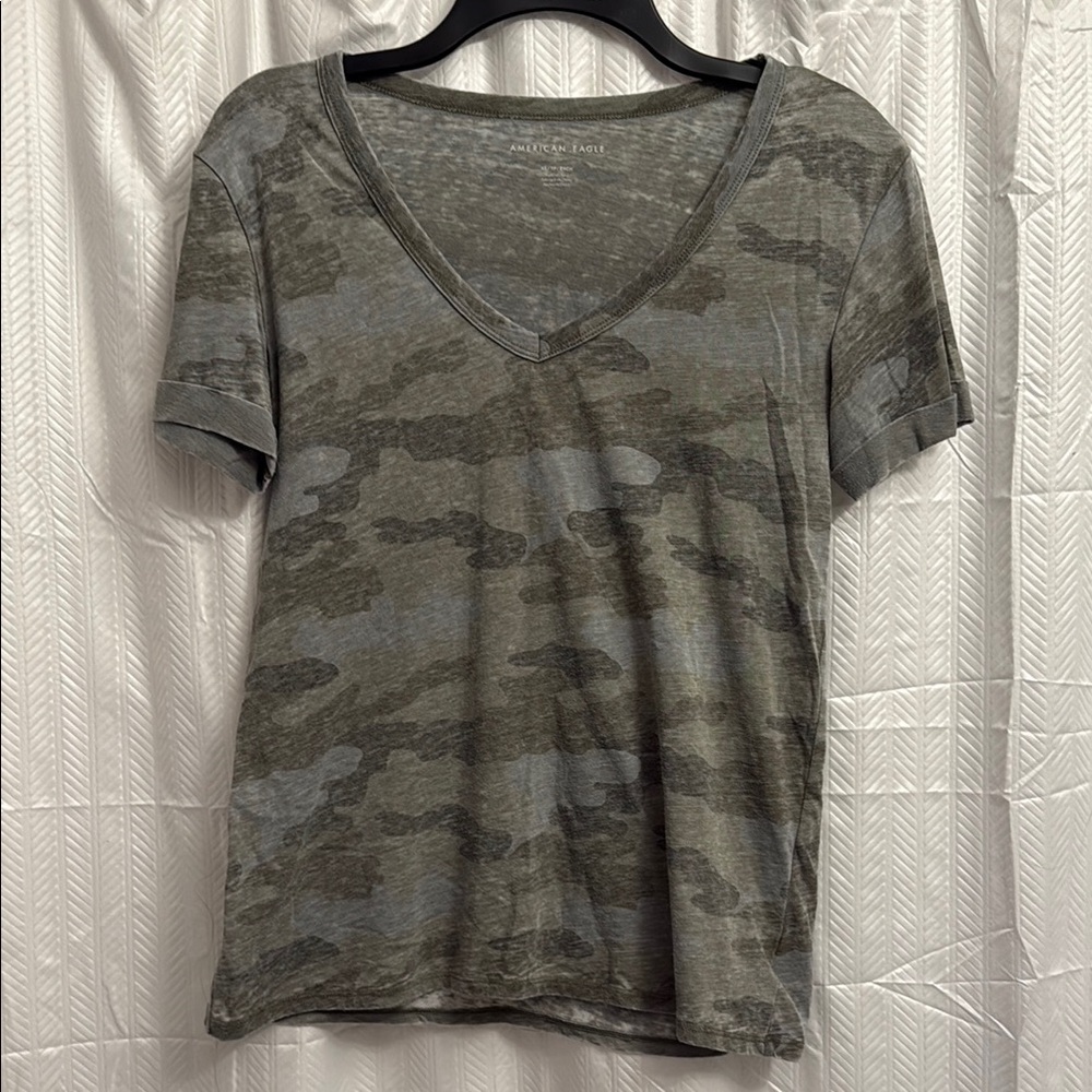American Eagle Outfitters Green Camo V-Neck Tee